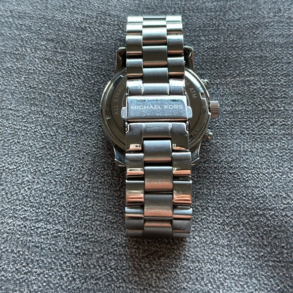 Michael Kors Runway Watch in Silver - Picture 2 of 3